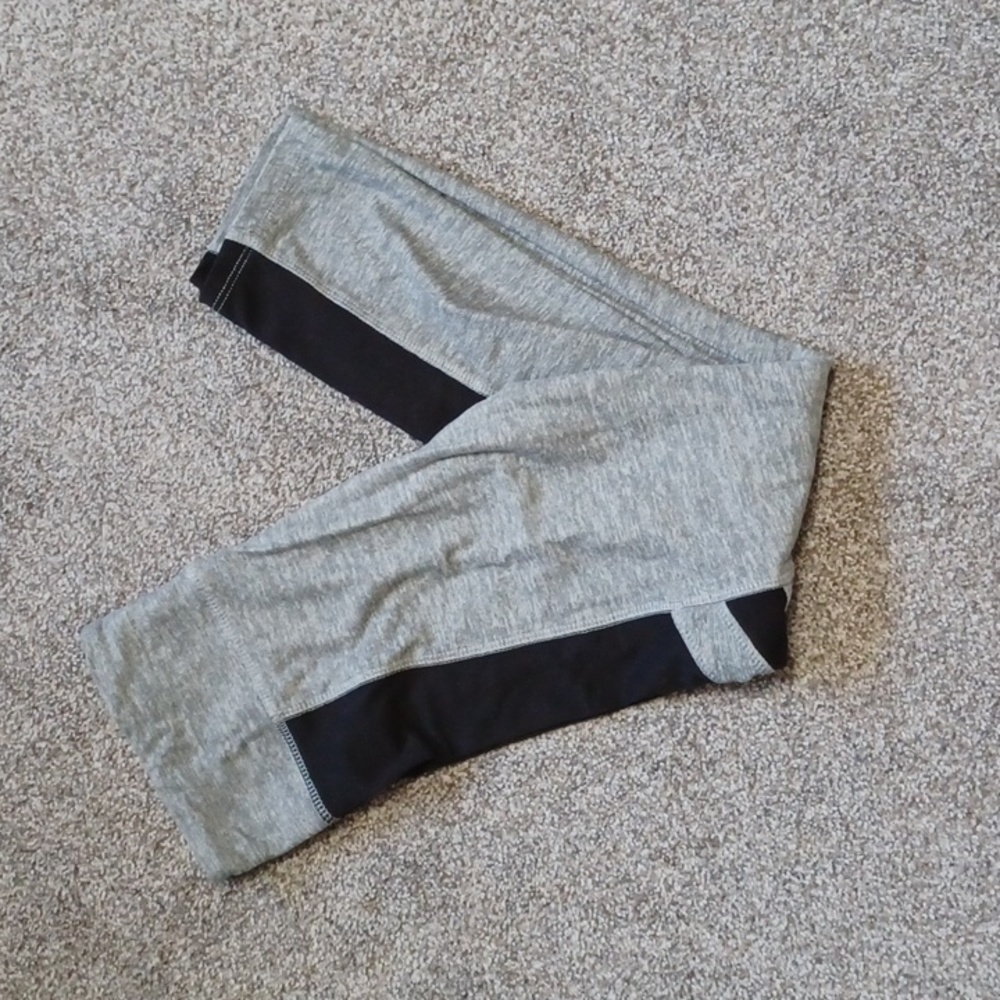 Ardene Capri leggings